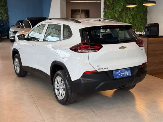 CHEVROLET-TRACKER-2022