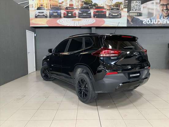 CHEVROLET-TRACKER-2023