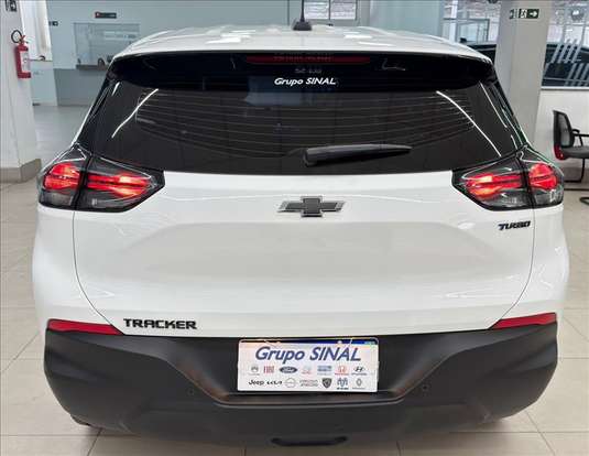 CHEVROLET-TRACKER-2025