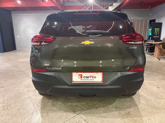 CHEVROLET-TRACKER-2024