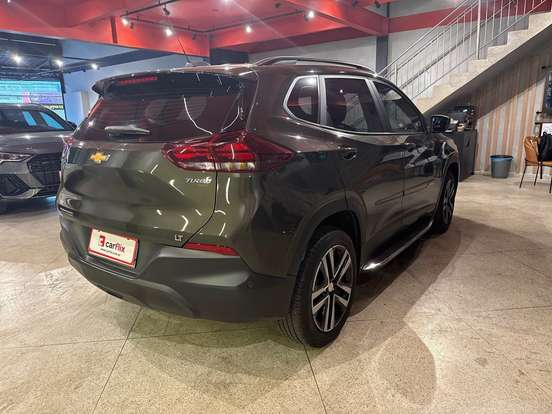 CHEVROLET-TRACKER-2024
