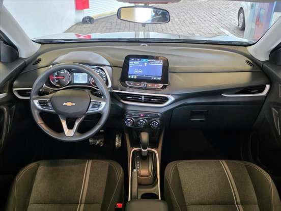 CHEVROLET-TRACKER-2023