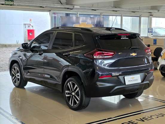CHEVROLET-TRACKER-2023