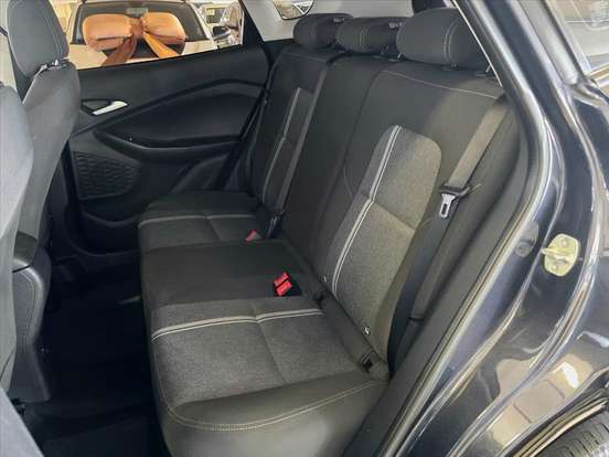 CHEVROLET-TRACKER-2023