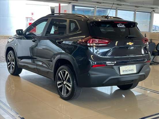 CHEVROLET-TRACKER-2024