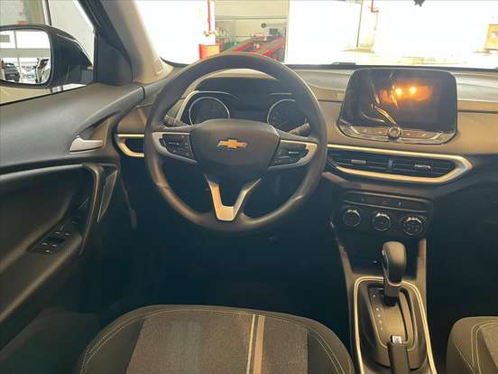 CHEVROLET-TRACKER-2024