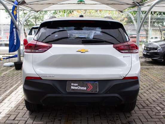 CHEVROLET-TRACKER-2022