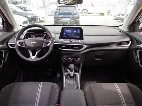 CHEVROLET-TRACKER-2022