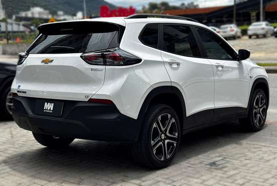 CHEVROLET-TRACKER-2025