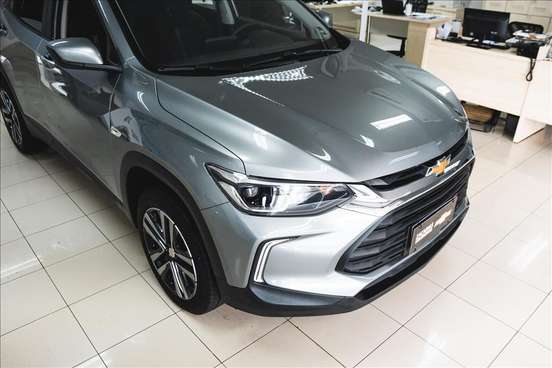 CHEVROLET-TRACKER-2025