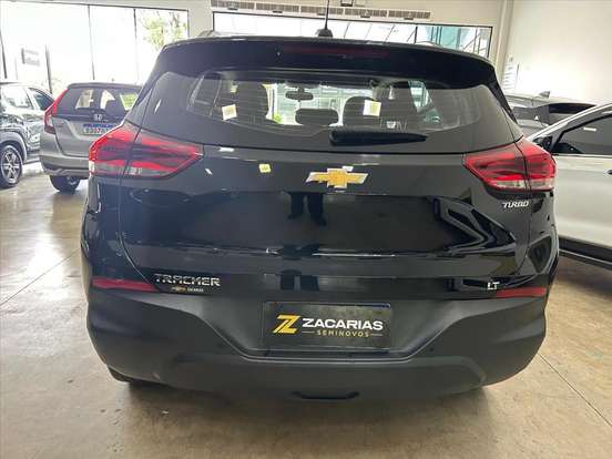 CHEVROLET-TRACKER-2021