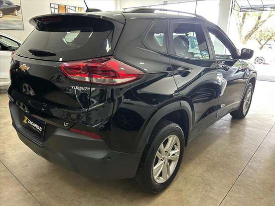 CHEVROLET-TRACKER-2021