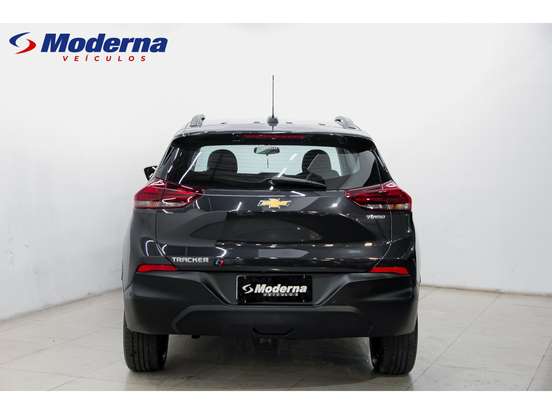 CHEVROLET-TRACKER-2023