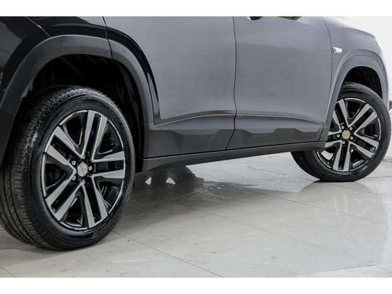 CHEVROLET-TRACKER-2023