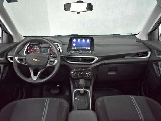 CHEVROLET-TRACKER-2021