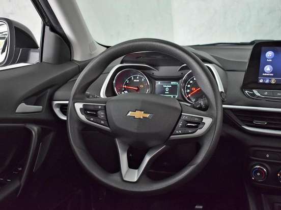 CHEVROLET-TRACKER-2021