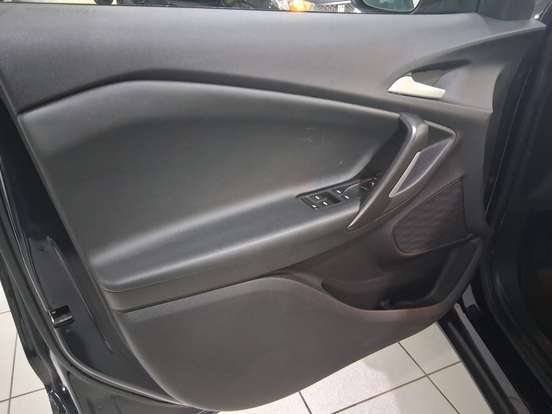 CHEVROLET-TRACKER-2025