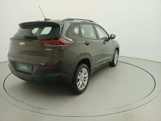 CHEVROLET-TRACKER-2024