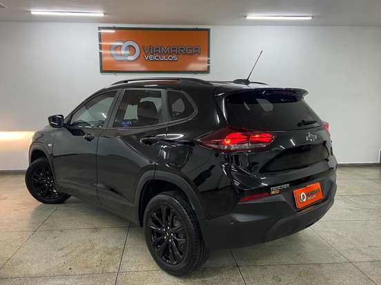 CHEVROLET-TRACKER-2023
