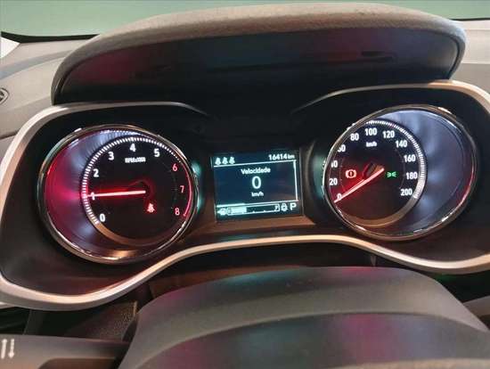 CHEVROLET-TRACKER-2023