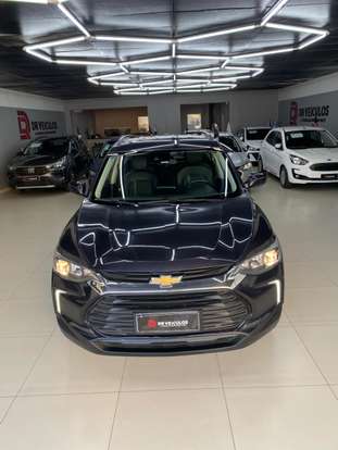 CHEVROLET-TRACKER-2023
