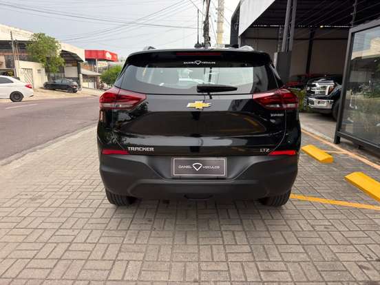 CHEVROLET-TRACKER-2024