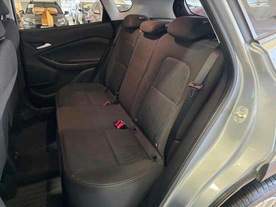CHEVROLET-TRACKER-2025