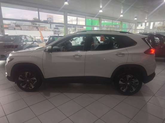 CHEVROLET-TRACKER-2025