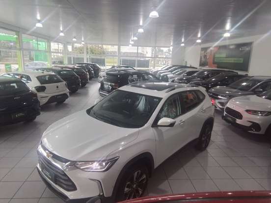 CHEVROLET-TRACKER-2025