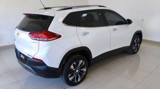 CHEVROLET-TRACKER-2023