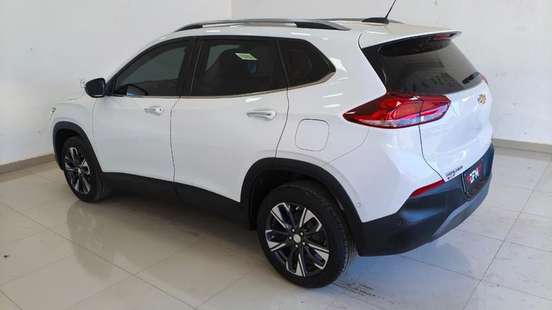 CHEVROLET-TRACKER-2023