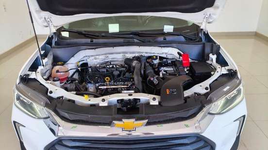 CHEVROLET-TRACKER-2023