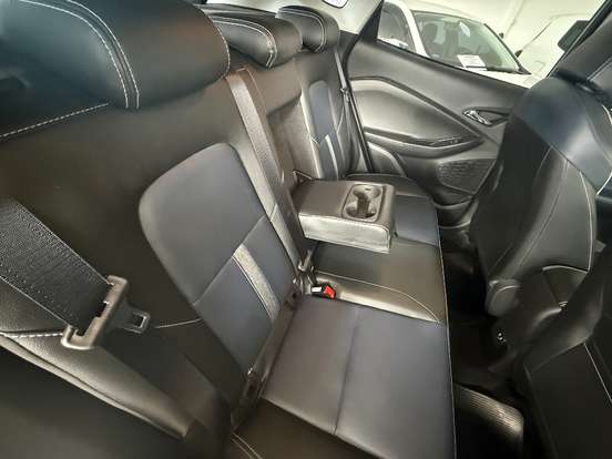 CHEVROLET-TRACKER-2023