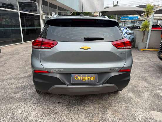 CHEVROLET-TRACKER-2023