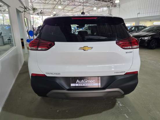 CHEVROLET-TRACKER-2023