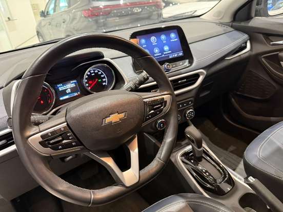 CHEVROLET-TRACKER-2022