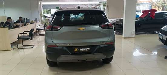 CHEVROLET-TRACKER-2025
