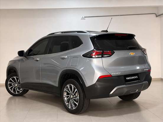 CHEVROLET-TRACKER-2025