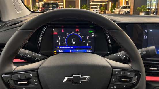 CHEVROLET-TRACKER-2025