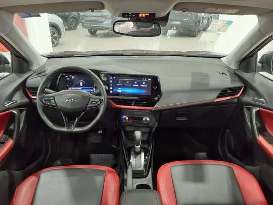 CHEVROLET-TRACKER-2025
