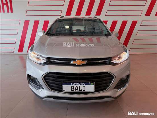 CHEVROLET-TRACKER-2017