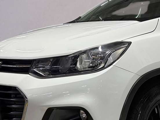 CHEVROLET-TRACKER-2016