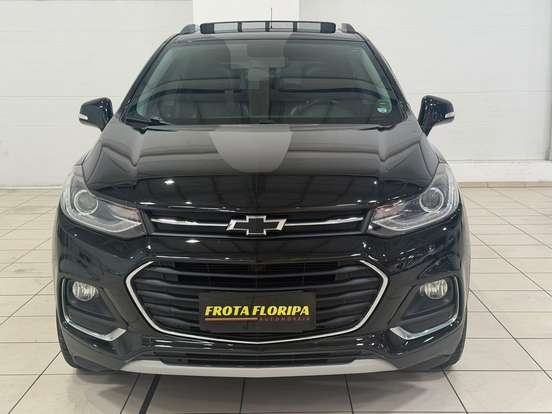 CHEVROLET-TRACKER-2019