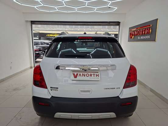 CHEVROLET-TRACKER-2013