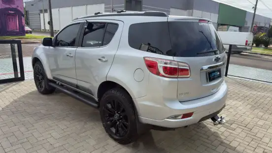 CHEVROLET-TRAILBLAZER-2014