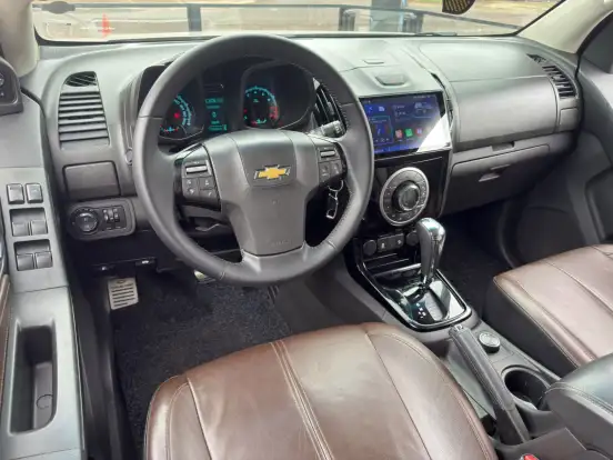 CHEVROLET-TRAILBLAZER-2014