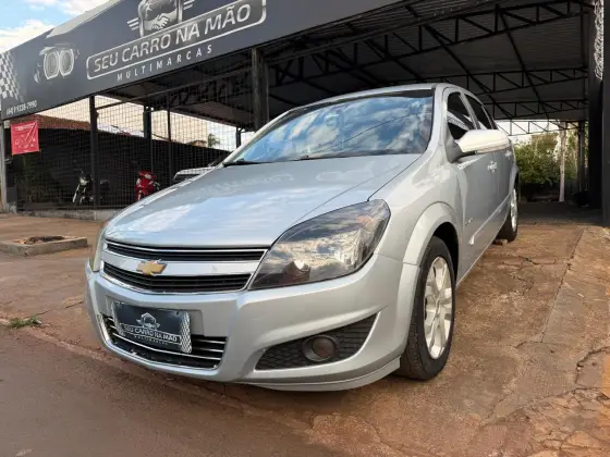 CHEVROLET VECTRA 2.0 MPFI ELEGANCE 8V 140CV FLEX 4P MANUAL