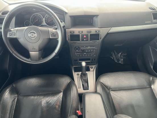 CHEVROLET-VECTRA-2.0 MPFI ELITE 8V FLEX 4P AUTOMÁTICO CHEVROLET-VECTRA-2011