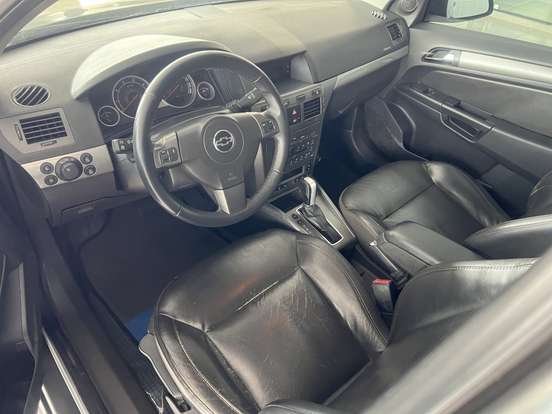 CHEVROLET-VECTRA-2.0 MPFI ELITE 8V FLEX 4P AUTOMÁTICO CHEVROLET-VECTRA-2011