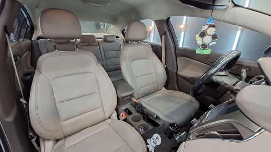 CHEVROLET-CRUZE-2018